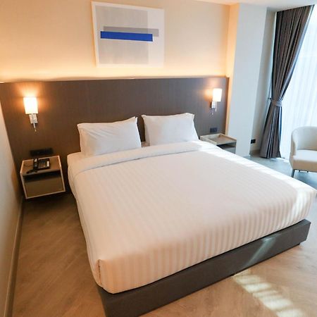 The One Cozy Living Hotel Патая Екстериор снимка