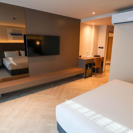 The One Cozy Living Hotel Патая Екстериор снимка