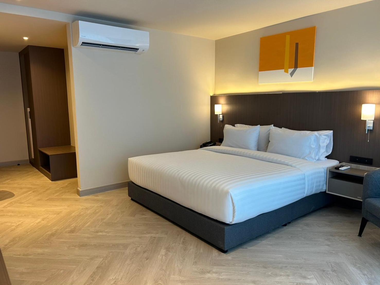 The One Cozy Living Hotel Патая Екстериор снимка