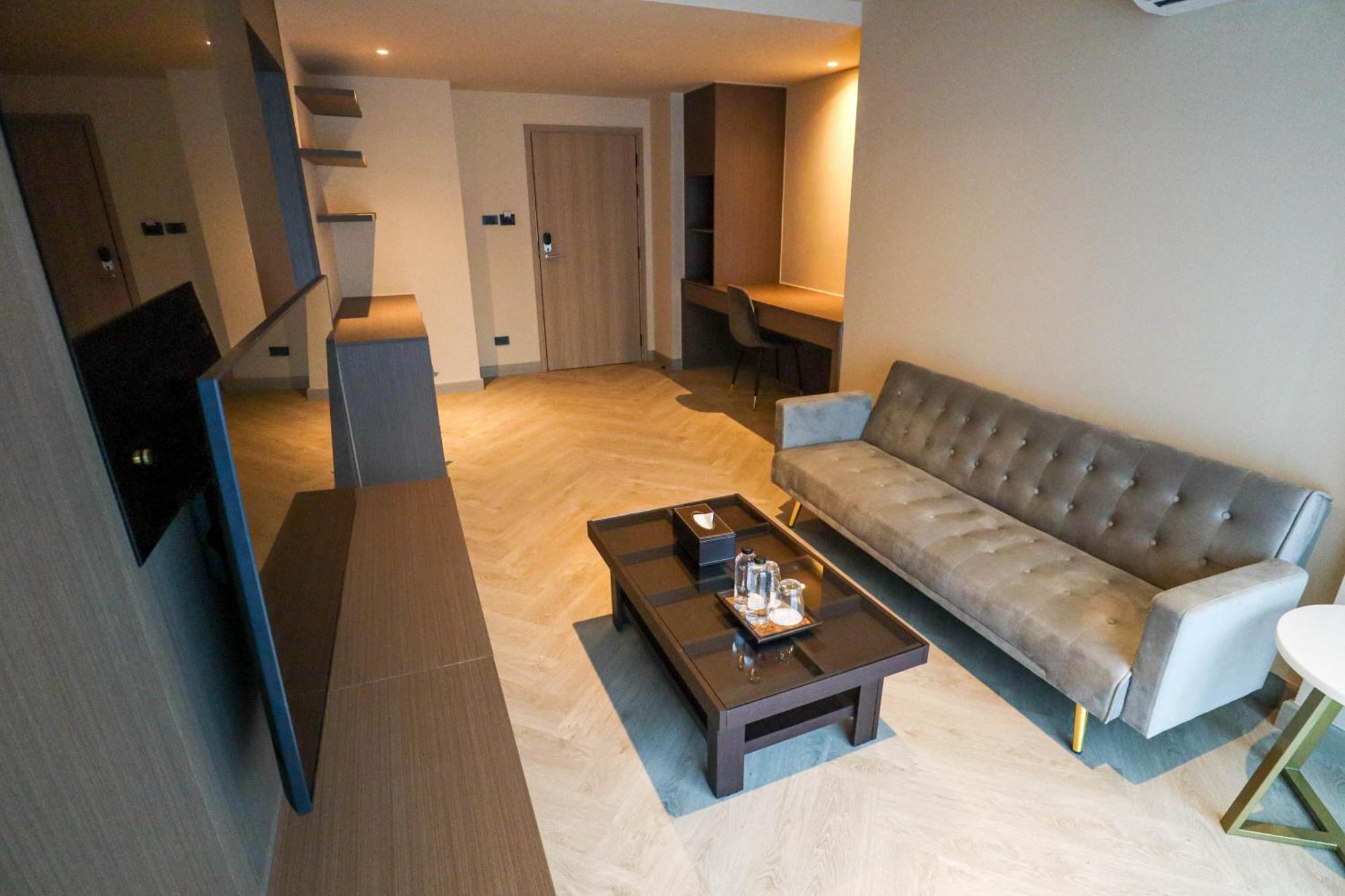 The One Cozy Living Hotel Патая Екстериор снимка
