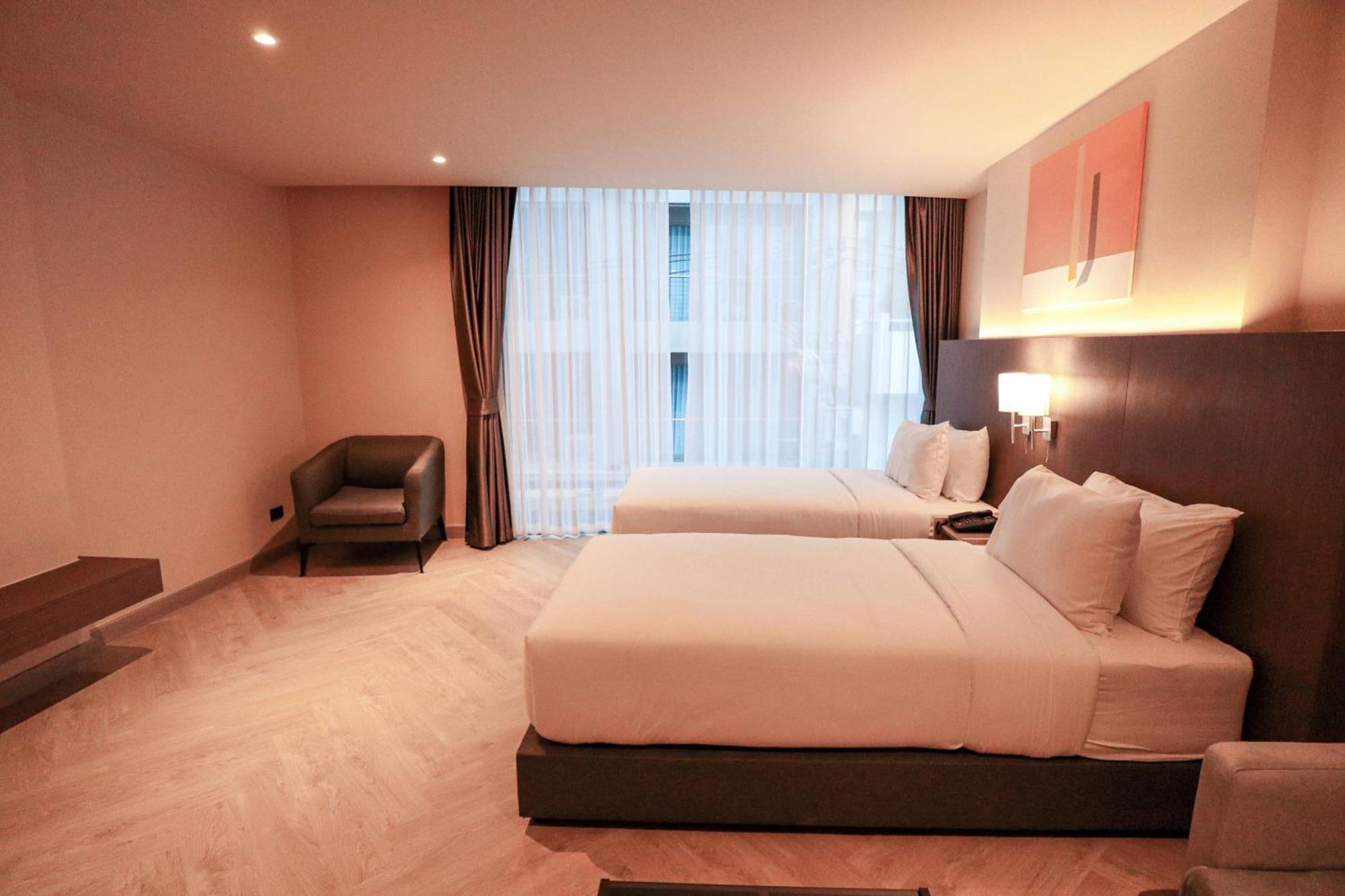 The One Cozy Living Hotel Патая Екстериор снимка